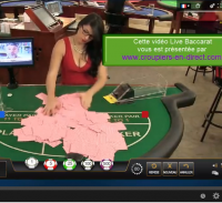 Croupière bat les cartes au live baccarat Croupière bat les cartes au live baccarat