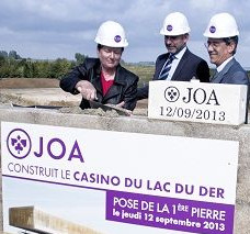 Pose de la 1ere pierre au Joacasino du Lac de Der