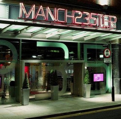 Wayne Rooney perd 590000€ au Manchester235 Casino aux tables de roulette et blackjack