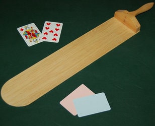 Palette pour ramasser les cartes de baccarat