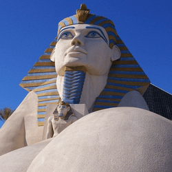 Le Luxor casino de Las Vegas au coeur d'une polémique de destruction