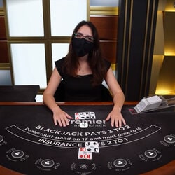Les croupiers des casinos de France et des Clubs de jeux de Paris de retour a leur tables de jeux