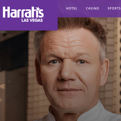 Gordon Ramsay ouvre le restaurant Ramsay's Kitchen au Harrah's Las Vegas